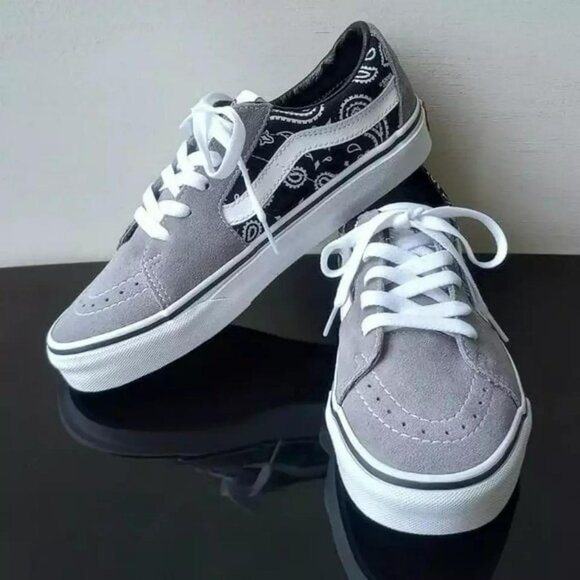 Vans Women's Sk8-Low Suede/Canvas Sneaker in Wonderful Paisley Gray/True White - Picture 10 of 12